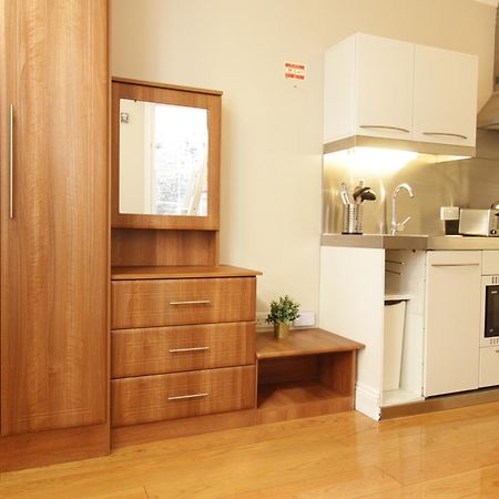 Queen Victoria Apartments Londres Habitación foto